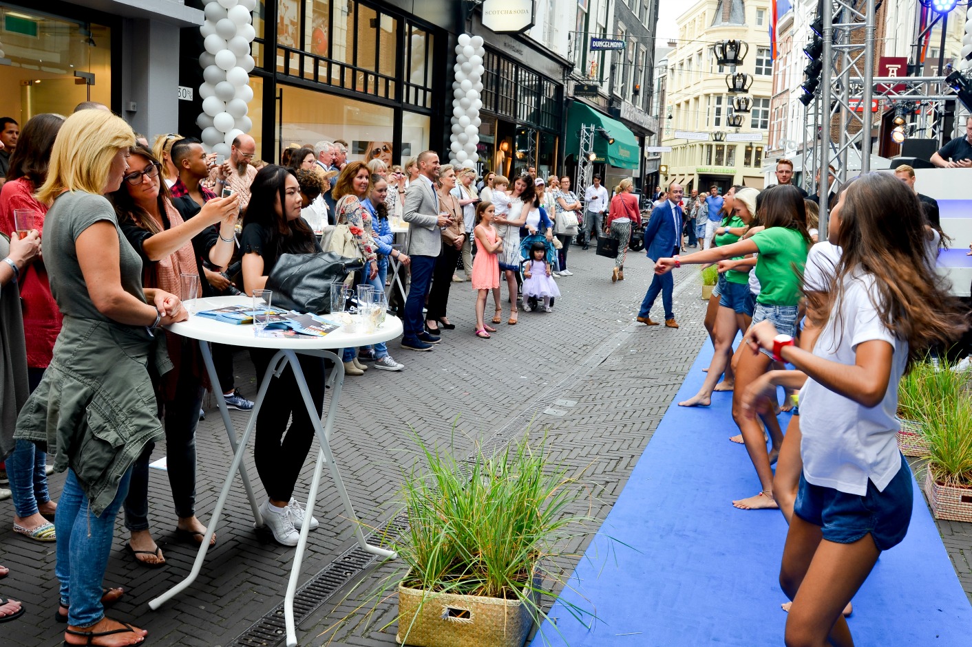 Shoppingnight den haag 2016 Modeshow hoogstraat